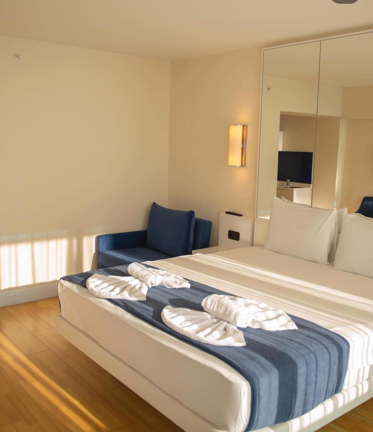 Luxury Panorama Sea View Apartment & Central Batumi Eksteriør bilde