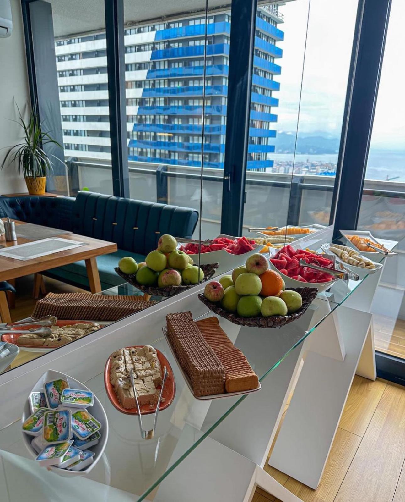 Luxury Panorama Sea View Apartment & Central Batumi Eksteriør bilde