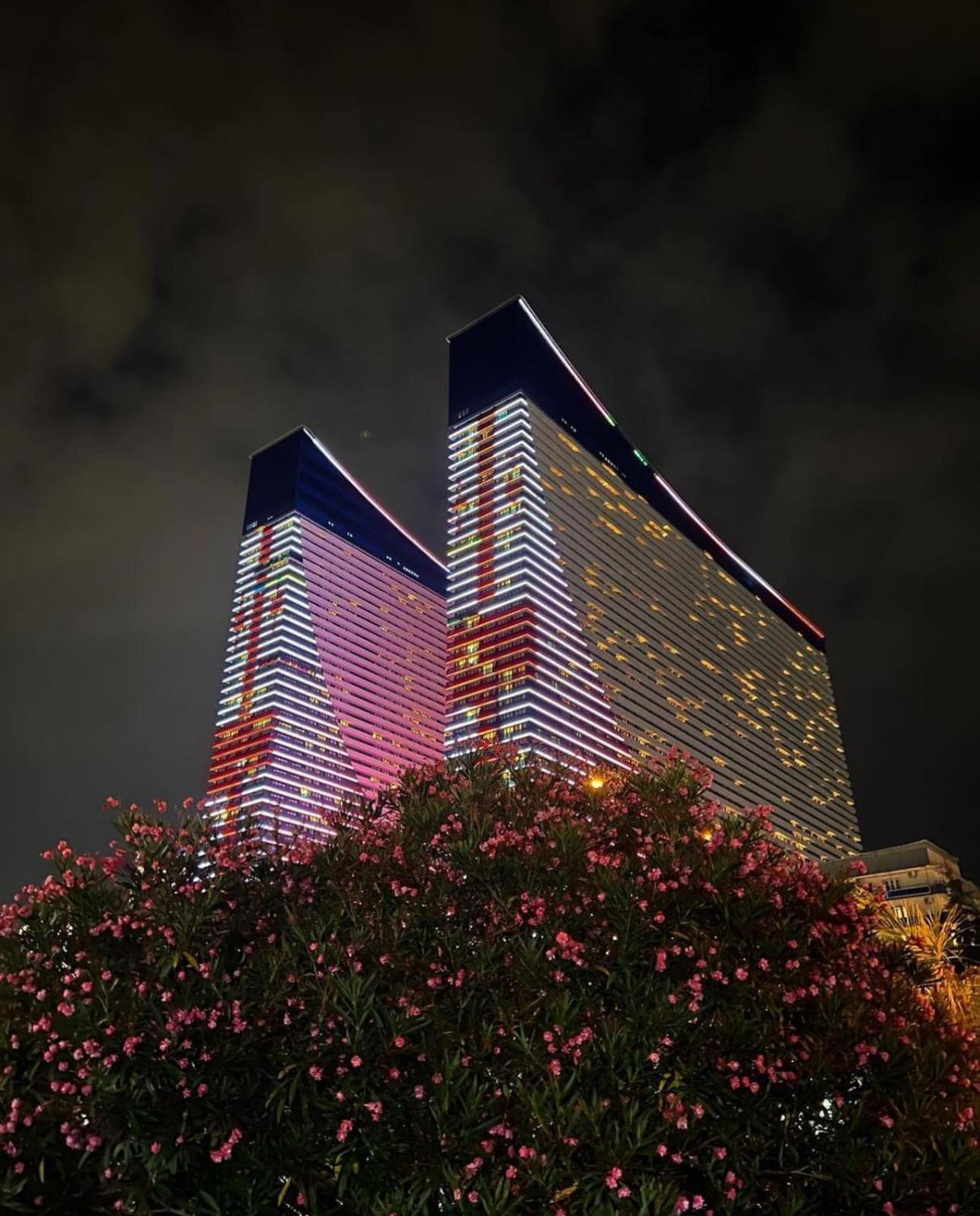 Luxury Panorama Sea View Apartment & Central Batumi Eksteriør bilde